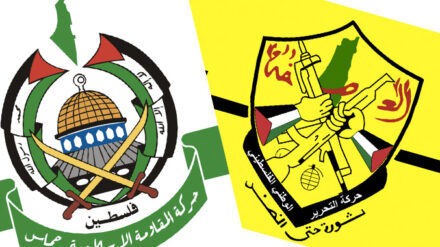 Wappen der Hamas (links) und der Fatah (rechts). Die beiden Gruppen haben ihre Zusammenarbeit wieder aufgenommen.