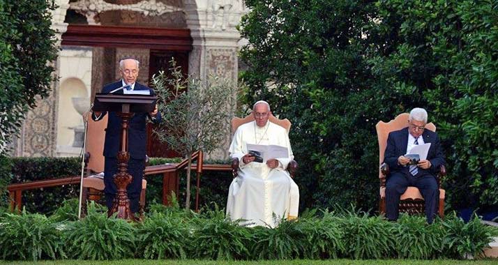 Gemeinsam im Gebet: Peres, Papst Franziskus und Abbas
