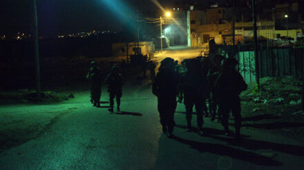 Seit der Entführung vor anderthalb Wochen haben die Sicherheitskräfte mehr als 300 Palästinenser festgenommen.