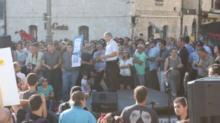Protest gegen Vergeltung: Mehr als Tausend Demonstranten versammelten sich in Jerusalem.