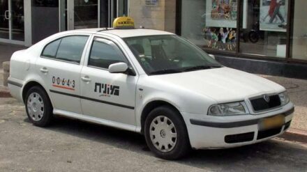 Tod im Taxi: Ein arabischer Taxifahrer hat den Mord an einer jungen Jüdin gestanden. (Symbolbild)