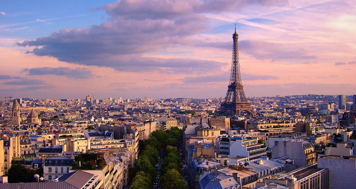 In Paris wurde eine anti-israelische Kundgebung aus Sorge vor Ausschreitungen untersagt.