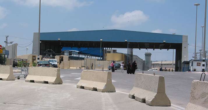 Am Grenzüberganges Eres hat die Armee in Abstimmung mit der israelischen Regierung ein Feldkrankenhaus für Palästinenser errichtet.