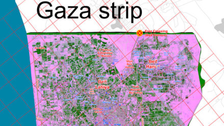 Die OCHA kennzeichnet in ihrem Atlas nicht, wer die einzelnen Ziele im Gazastreifen angegriffen hat.