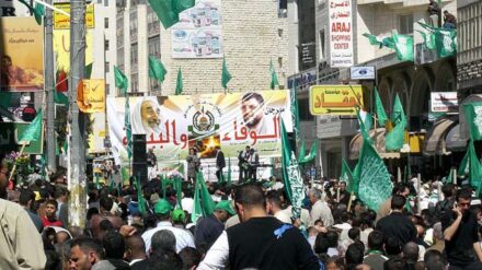 Die Beliebtheit der Hamas in der Bevölkerung von Westjordanland und Gazastreifen nimmt ab.