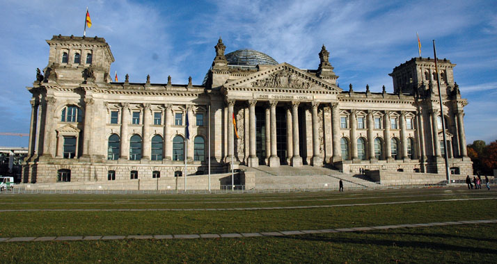 Berliner Israelis bitten die Bundesregierung um Hilfe.