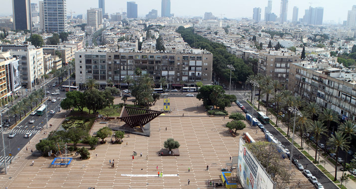 Der Rabin-Platz in Tel Aviv – am Samstag versammelten sich hier Tausende Menschen im Gedenken an den ermordeten Jitzhak Rabin.