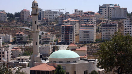 Die in Brand gesteckte Moschee befindet sich nahe der Autonomiestadt Ramallah (im Bild).