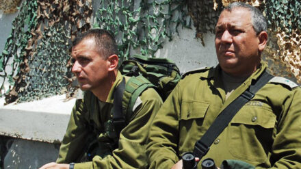 Generalmajor Gadi Eisenkot (r.) wird neuer Generalstabschef der israelischen Armee.