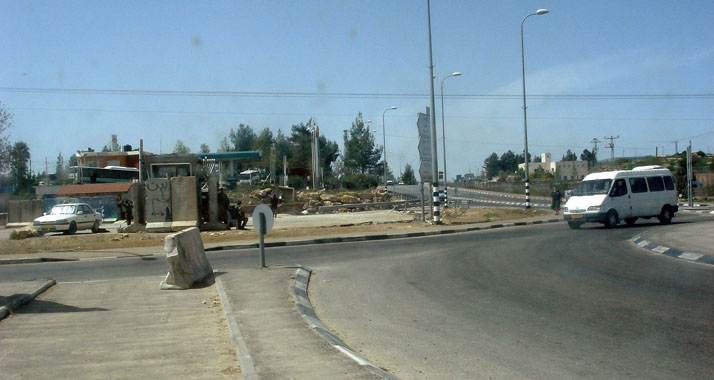 An der Gusch Etzion-Kreuzung hat eine Palästinenserin auf einen Israeli eingestochen – jetzt erfolgte die Anklage.