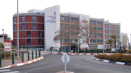 Mit leichten Verletzungen wurde Avner Netanjahu ins Barsilai-Krankenhaus gebracht.