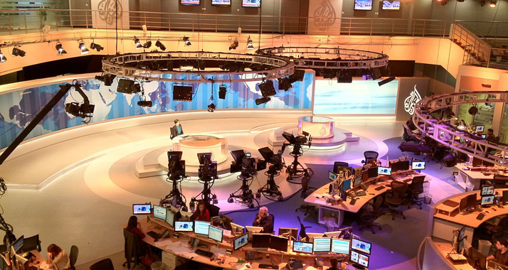Das Studio von Al Jazeera in Dohar. Um den amerikanischen Kanal des Senders gibt es eine Kontroverse.