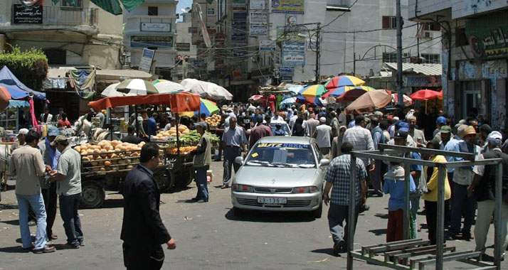 Im Gazastreifen sind deutlich mehr Palästinenser arbeitslos als im Westjordanland, zeigt die Studie.