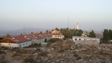 Weil er einen Palästinenser zwingen wollte, ihn nach Jitzhar zu bringen, wurde ein Soldat zu einer Haftstrafe verurteilt.