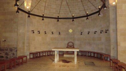 Nach dem Brandanschlag auf die Brotvermehrungskirche laufen die Ermittlungen der israelischen Sicherheitskräfte.