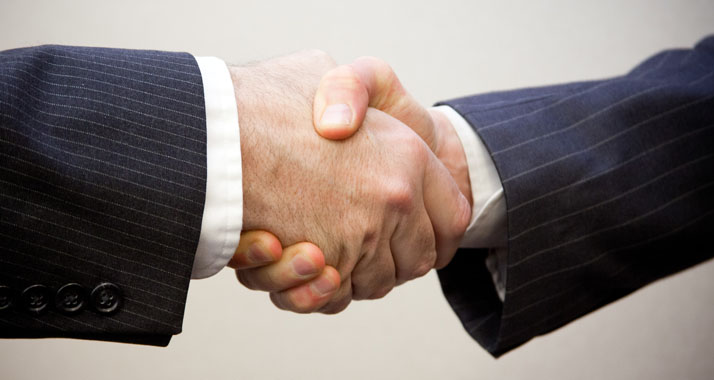 Die geheimen Gespräche sollten das Vertrauen zwischen Israelis und Palästinensern stärken, schreibt „Walla“.