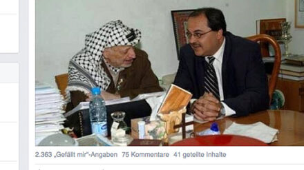 Dieses Bild von sich und Arafat hat Tibi mit der Sehnsuchtsbekundung auf Facebook veröffentlicht.