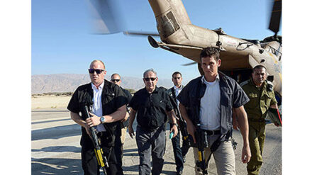 Netanjahu besucht die israelisch-jordanische Grenze.