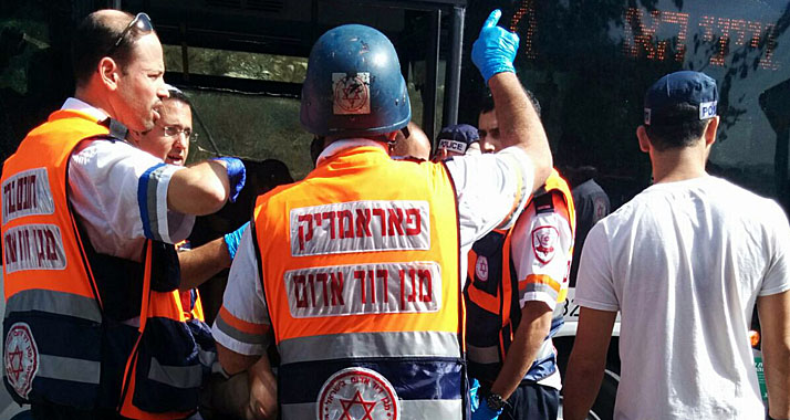 Viele israelische Sanitäter sind wegen der Anschläge in diesen Tagen im Einsatz