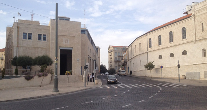 Aus Furcht vor weiteren Angriffen bleiben die Straßen in Jerusalem nahezu leer