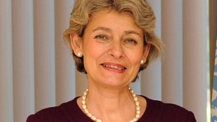 UNESCO-Generaldirektorin Irina Bokova zeigt sich über den Holocaust-Karikaturen-Wettbewerb „zutiefst erschüttert“