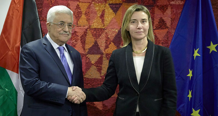 Der PA-Vorsitzende Abbas und die EU-Außenbeauftragte Federica Mogherini (Archivbild)