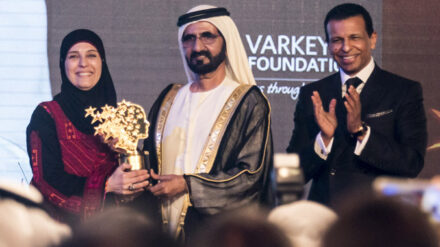 Die Lehrerin Hanan al-Hrub erhielt am Sonntag in Dubai ihren „Global Teacher Prize“