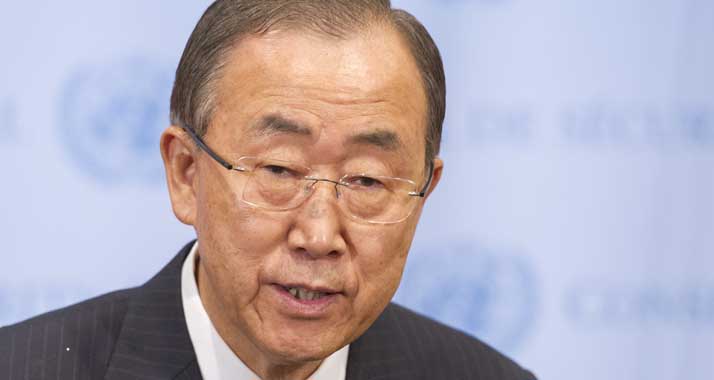 UN-Generalsekretär Ban Ki-Moon erhält einen Bericht der USA, Frankreich, Großbritannien und Deutschland