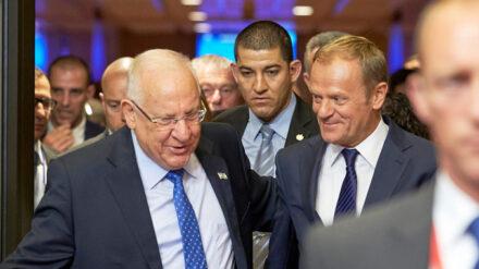Präsidenten unter sich: Der israelische Staatspräsident Rivlin traf in Belgien EU-Ratspräsident Tusk (r.)