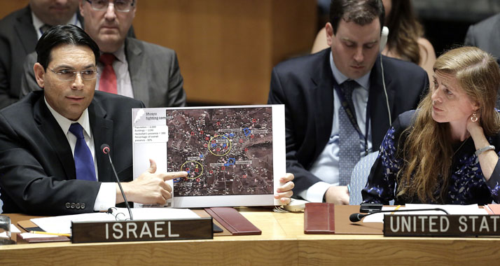 Und zur Illustration eine Karte: UN-Botschafter Danon zeigt Hisbollah-Stellungen im Südlibanon