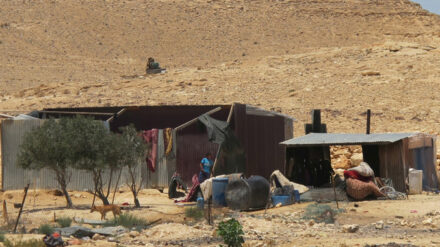 Viele Beduinen in der südisraelischen Wüste Negev leben in illegal errichteten Ansiedlungen