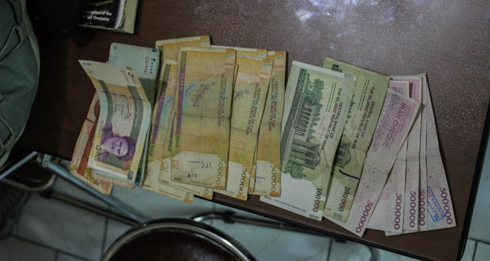 Der Iran ist weiterhin mit finanziellen Einschränkungen konfrontiert