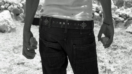 Zu selten in der Berichterstattung: Angriffe von Steinwerfern