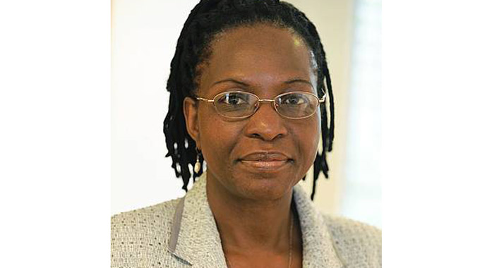 Die afrikanische Theologin Isabel Phiri aus Malawi ist seit 2012 assoziierte Generalsekretärin für öffentliches Bekenntnis und Diakonie des Ökumenischen Rates der Kirchen