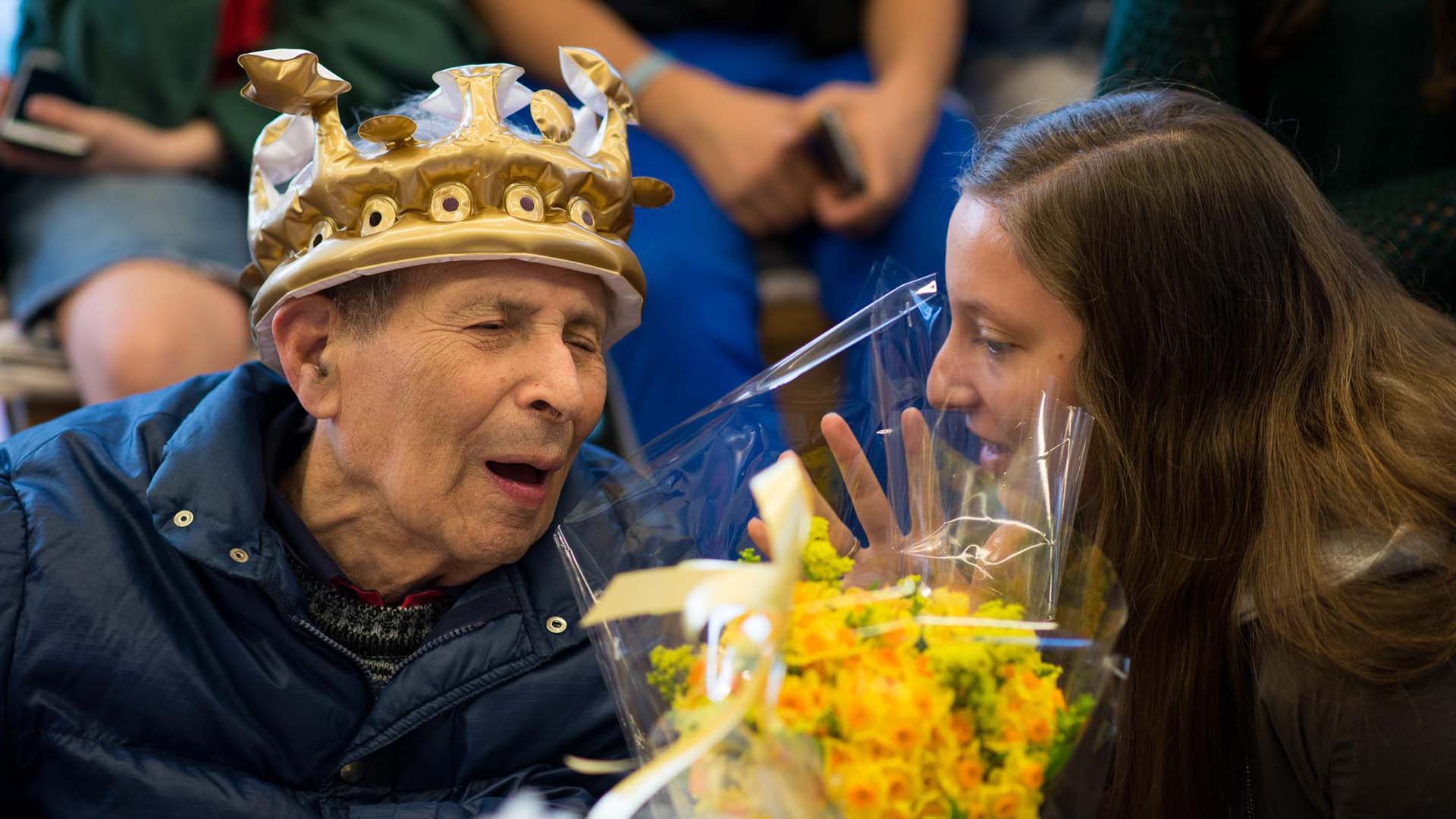 Heute ein König: Veiner nimmt Gratulationen entgegen