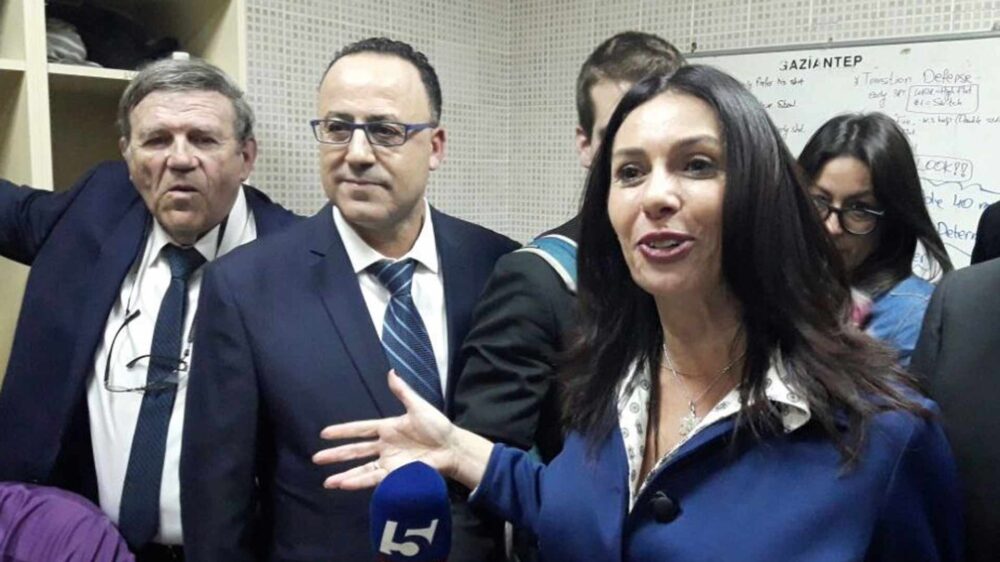 In Tauschlaune: die israelische Sport- und Kulturministerin Regev