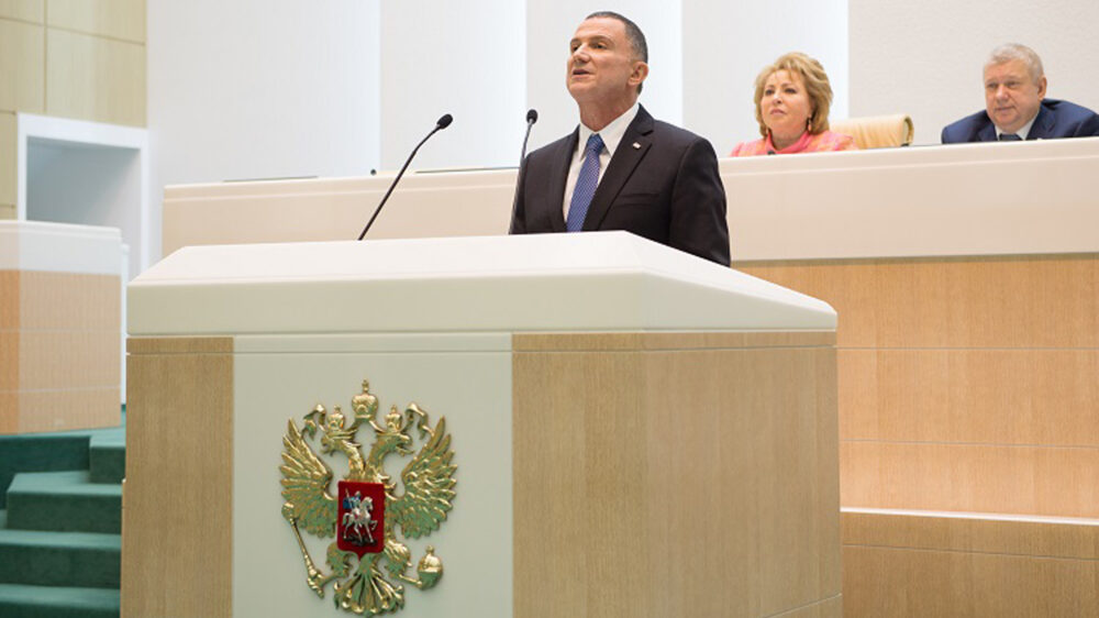 Ein besonderer Moment: Knessetsprecher Juli Edelstein hält eine Rede im Oberhaus des russischen Parlaments in Moskau.
