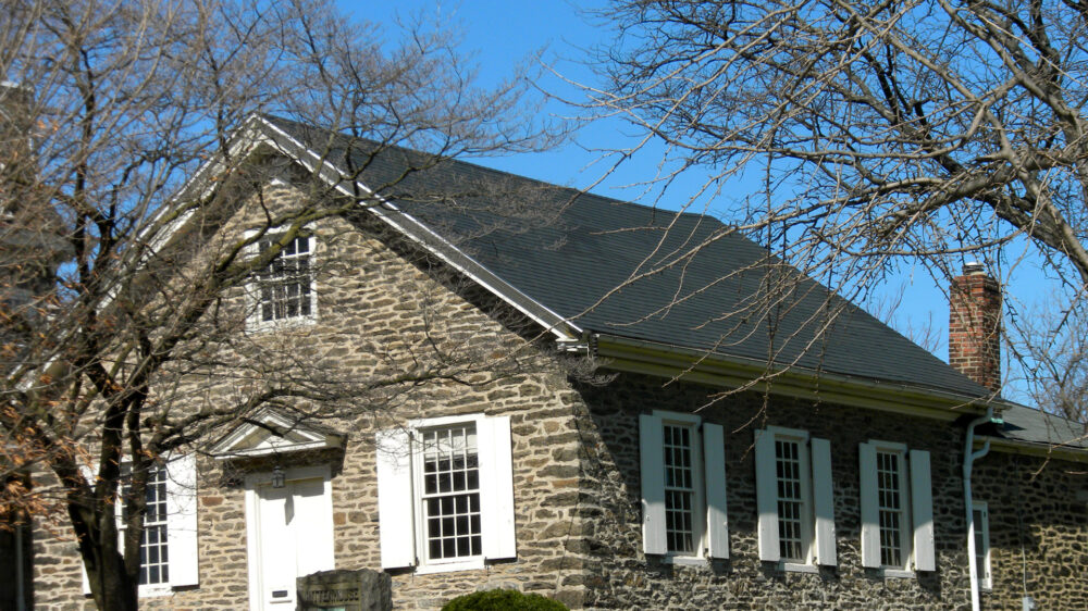 Das Mennoniten-Haus in Germantown im US-Bundesstaat Pennsylvania: Erbaut 1700, zählt es zu den bekanntesten Gebäuden der Glaubensgemeinschaft