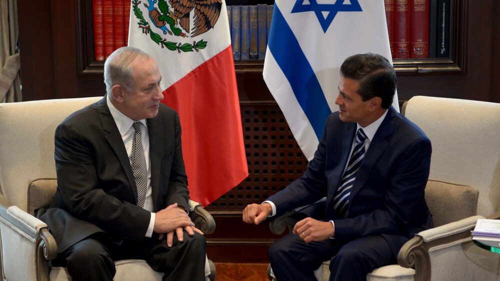 Werbung für mehr Zusammenarbeit: Israels Premier Netanjahu (l.) und Mexikos Präsident Nieto