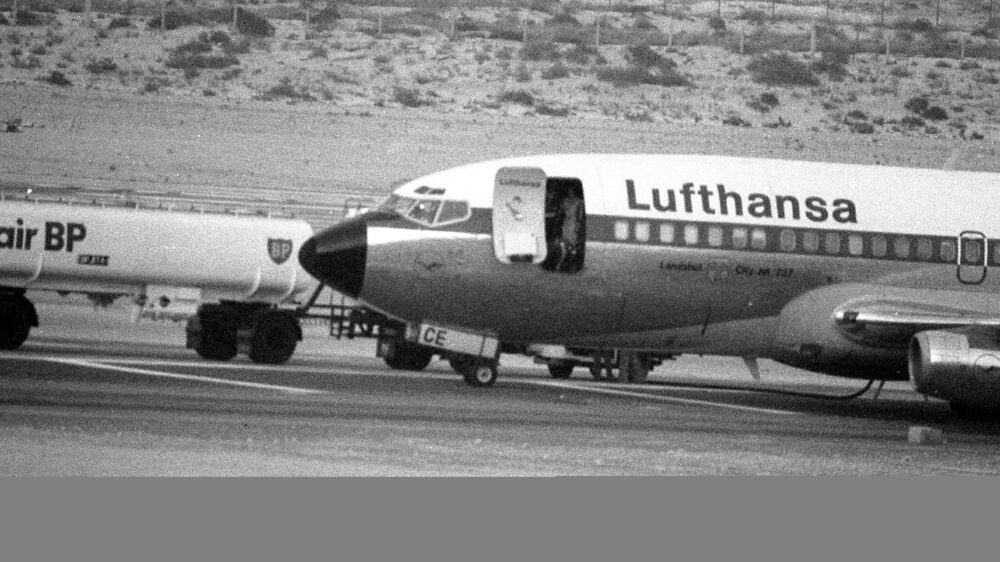 Der Irrflug der Lufthansa Boeing 737 „Landshut“ führte auch über Dubai. Das Foto entstand am 15. Oktober 1977.