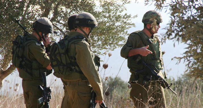 In Israel müssen junge Männer in der Regel knapp drei Jahre lang dienen