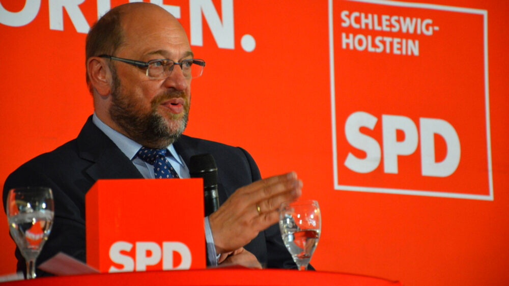 Seine Partei muss noch über den Koalitionsvertrag abstimmen: Der scheidende SPD-Parteivorsitzende Martin Schulz will neuer deutscher Außenminister werden
