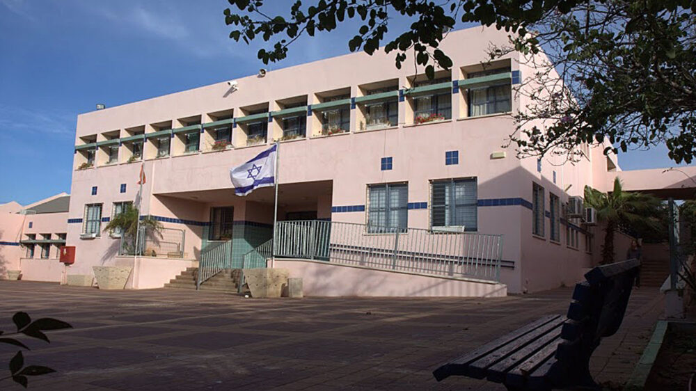 Für Unbefugte ist es fast unmöglich, mit einer Waffe in eine israelische Schule zu gelangen