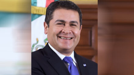 Bei der Zeremonie des 70. israelischen Unabhängigkeitstages soll der Präsident von Honduras, Juan Orlando Hernández, eine Fackel entflammen