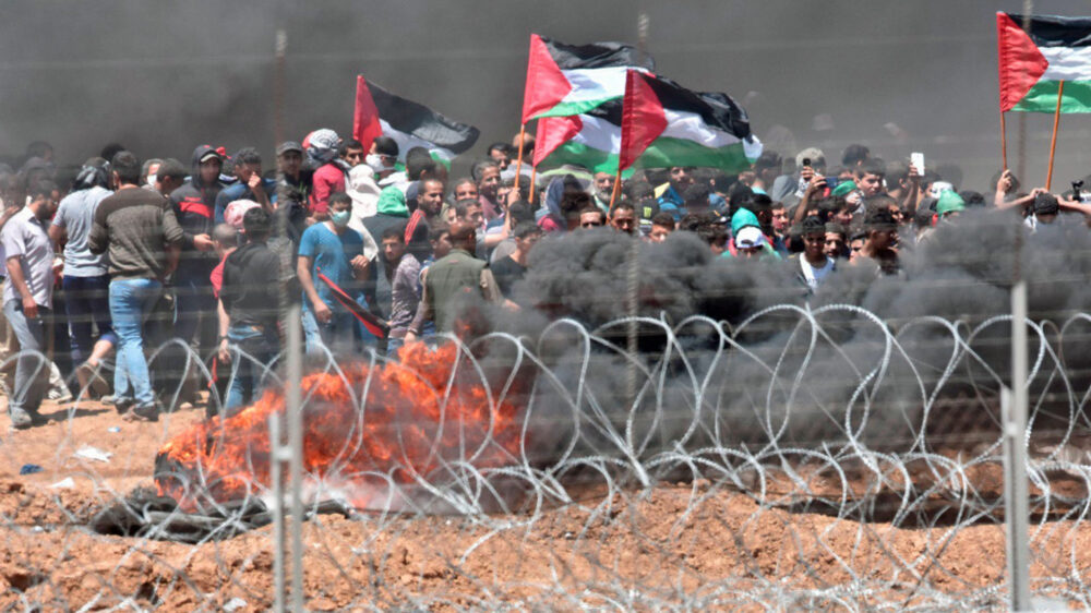 Tausende Palästinenser protestierten am Montag zum Teil gewaltsam gegen Israel und die Eröffnung der US-Botschaft in Jerusalem