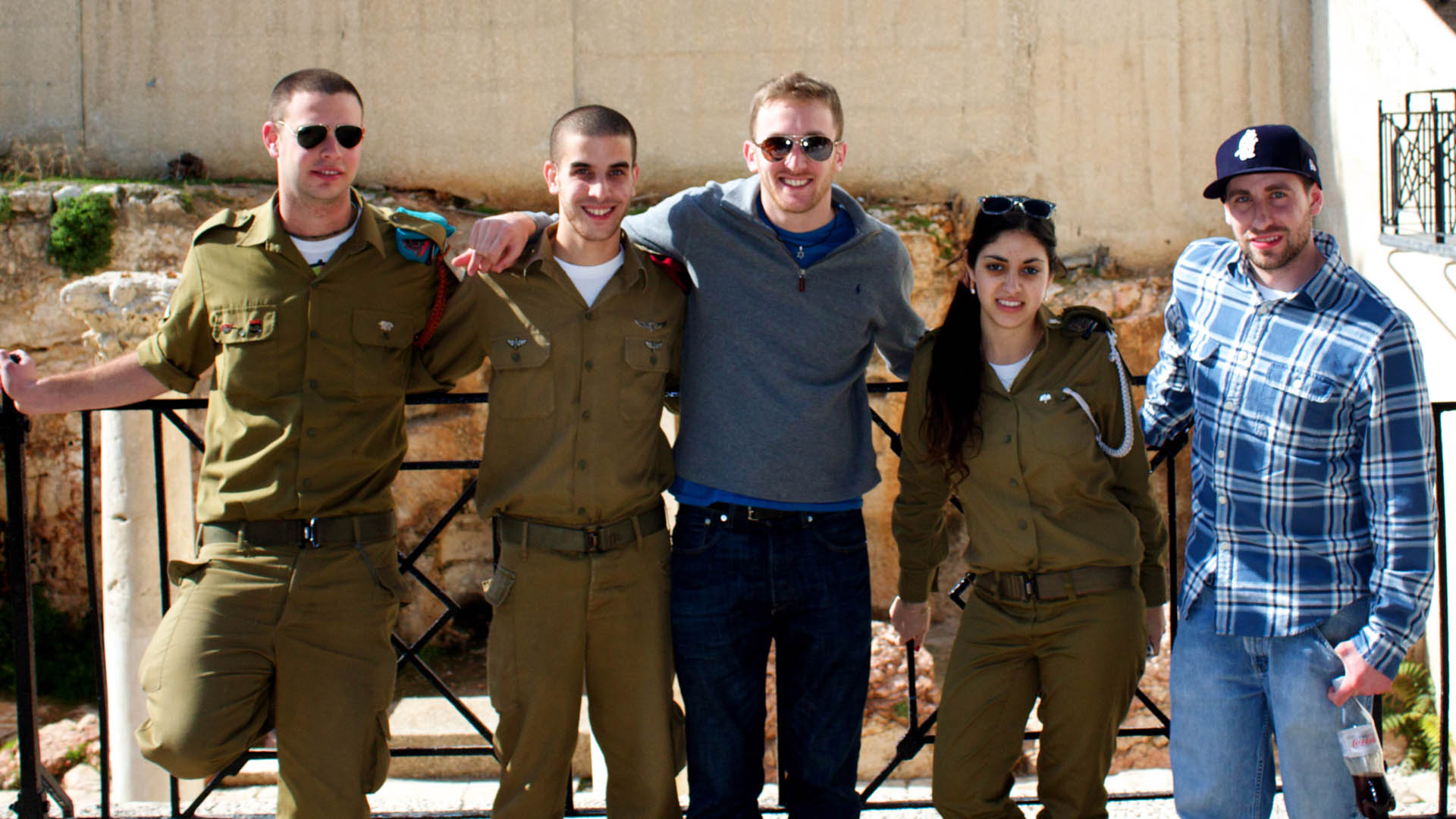 Alljährlich steht bei „Taglit“ auch ein Treffen mit jungen israelischen Soldaten auf dem Programm