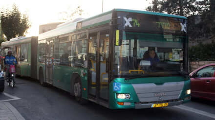 Die beiden Politiker sähen gerne mehr Busse auf den israelischen Straßen