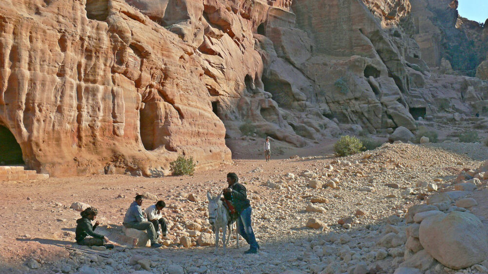 In der jordanischen Wüste haben die Ausgrabungen des ältesten Brots der Welt stattgefundenwurde ... ausgegraben