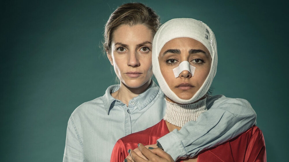 Die beiden Hauptdarstellerinnen Neta Riskin (l.) und Golshifteh Farahani retten den Agenten-Thriller „Aus nächster Distanz“