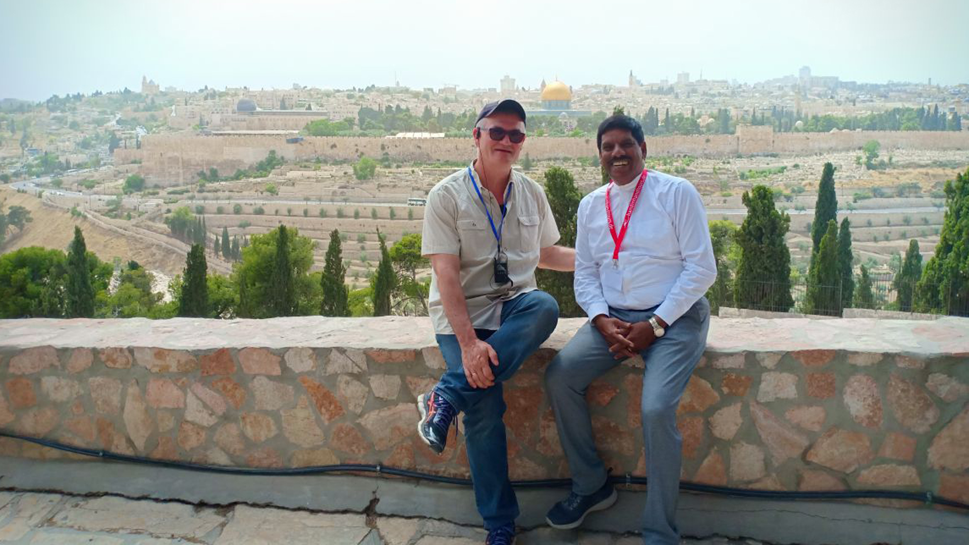 Christoph Zehendner und Bischof Singh bei einem Besuch in Jerusalem